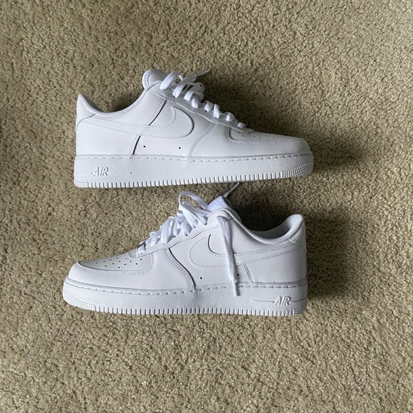 men’s 10.5  nike Air Force’s - Picture 2 of 5